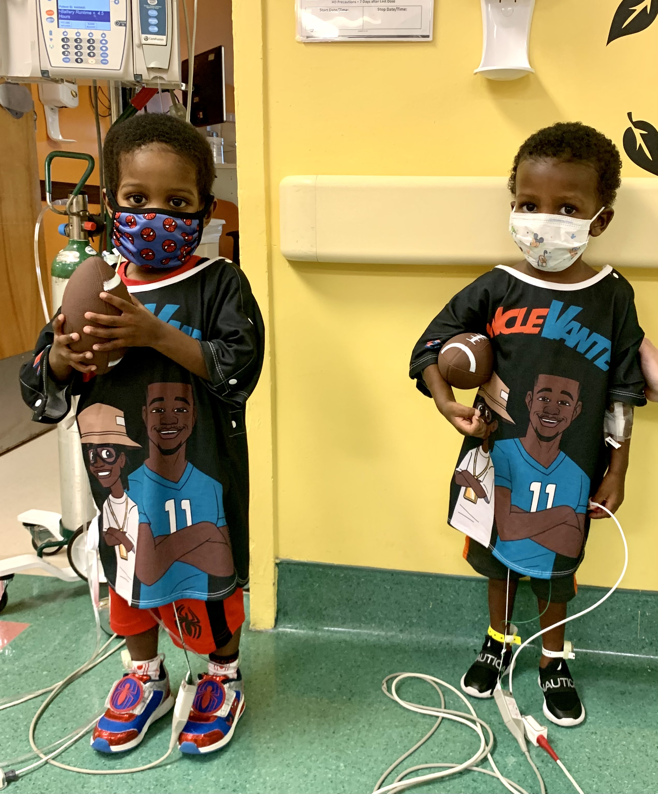 Miami Dolphins' DeVante Parker Brings Custom Starlight Gowns to South  Florida Hospitals