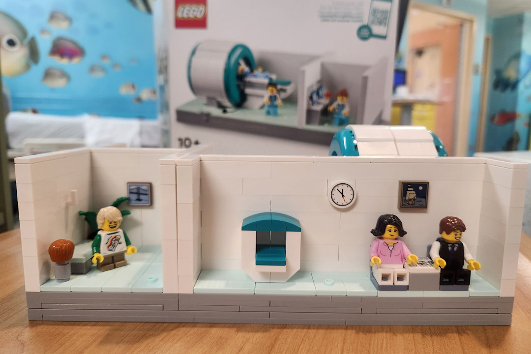 Playing with LEGO® MRI Scanner Models Eases Kids’ Anxiety | Starlight ...