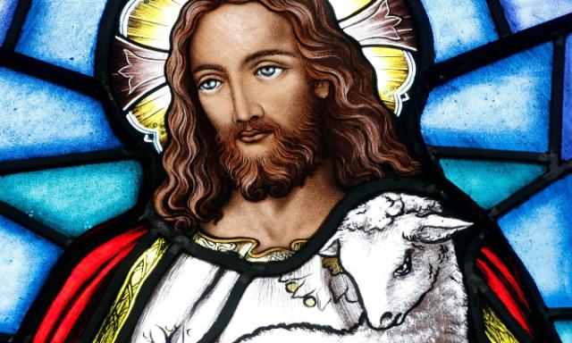 Neuvaine au Précieux Sang - jour 4 - Christ en gloire portant un agneau - Vitrail