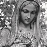 Neuvaine au Coeur Immaculé de Marie - Jour 3 - Statue de la vierge Marie au Cœur Immaculé
