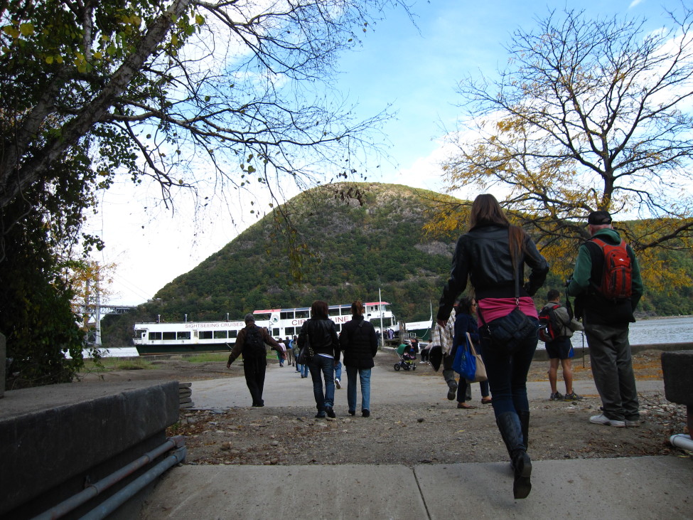 Circle Line Bear Mountain Hike