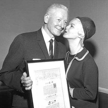 Frank Barry, president of Circle Line, receives the Waterfront Man of the Year award (1961)