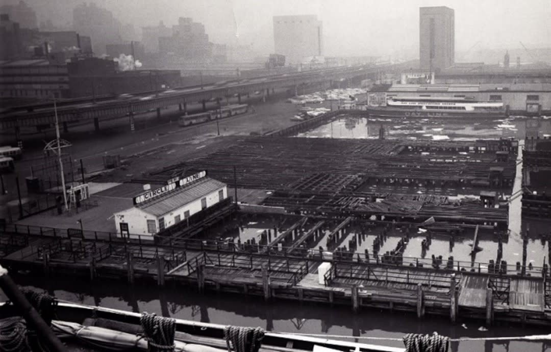 The Circle Line at Pier 83 (1959)