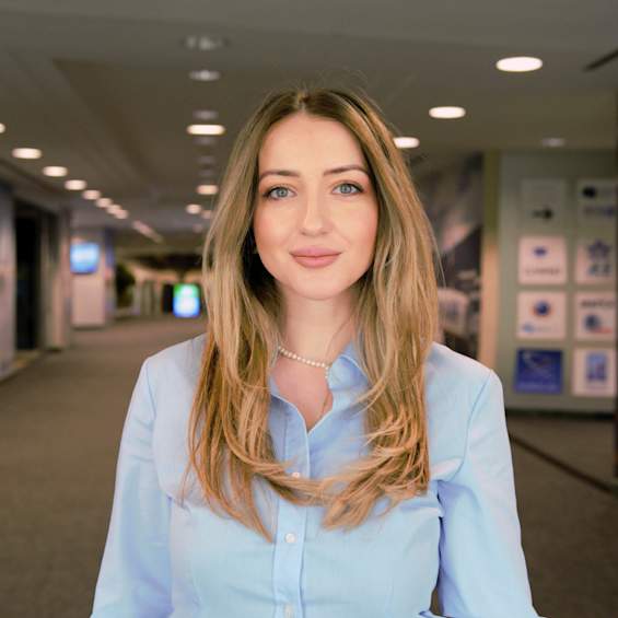 Alexandra Papaghiuc-Zenner