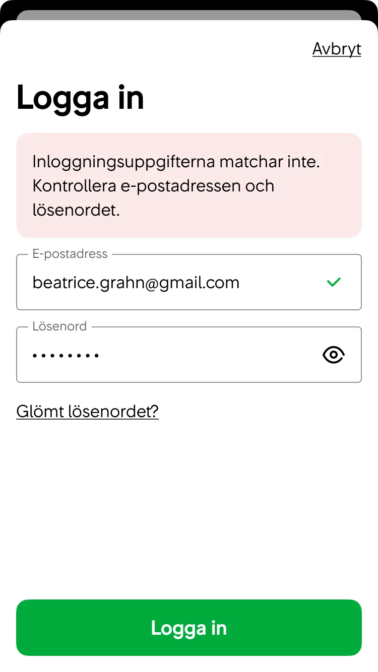 2. Användaren flyttas längst upp på sidan där ett rött felmeddelande visas. Berörda inmatningsfält byter inte utseende.