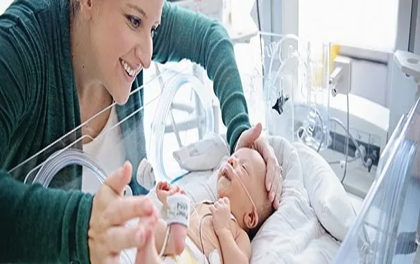 Premature_baby_FAQs_605x380