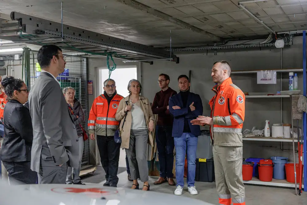 Visite des locaux en présence de Mr le Maire