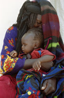 Une Tchadienne et son enfant (photo d'archive) © P. Bachelet 