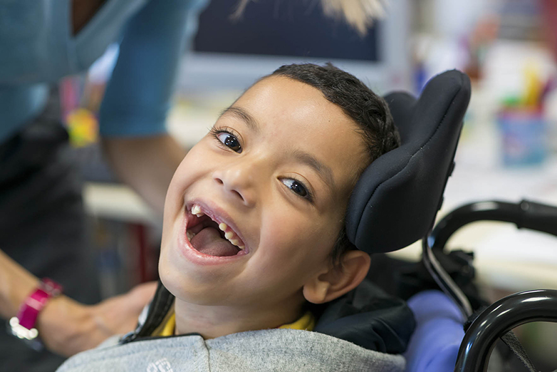 Interview croisée de Céline Poulet, déléguée nationale Personnes en situation de handicap et Thierry Couvert Leroy, délégué national Enfants et Familles. Crédits photos: Joan Bardeletti / La Company. 