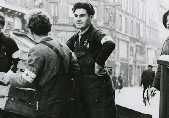 Distribution alimentaire, Paris, 1944