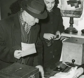 Bureau du service de recherches des prisonniers de guerre - 1940