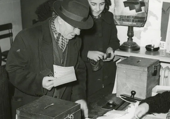 Bureau du service de recherches des prisonniers de guerre - 1940