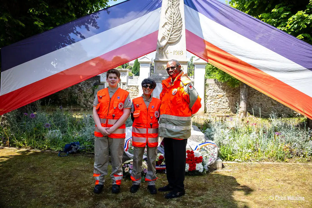 Nos bénévoles, Ulysse, Sandra et Eugène.
