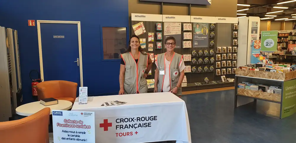 Collecte de fournitures scolaires à Cultura 