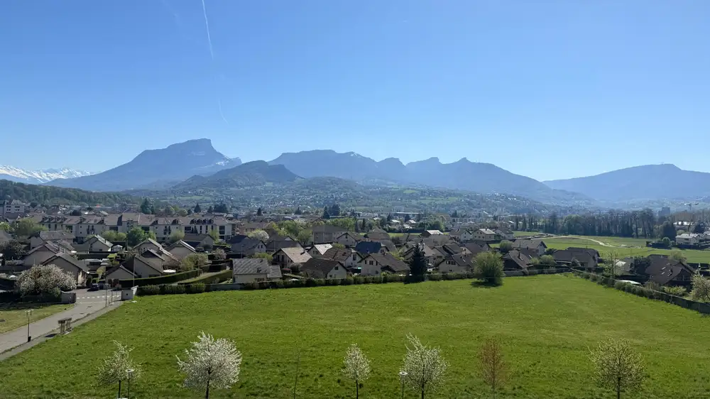 Vue du Domaine depuis le bâtiment principal