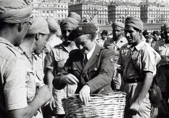 La Croix-Rouge francaise en Algérie - 1954