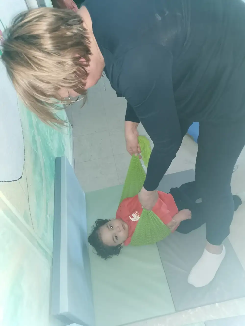 Place à la détente avec le rebozo mis en place par notre intervenante Anne 