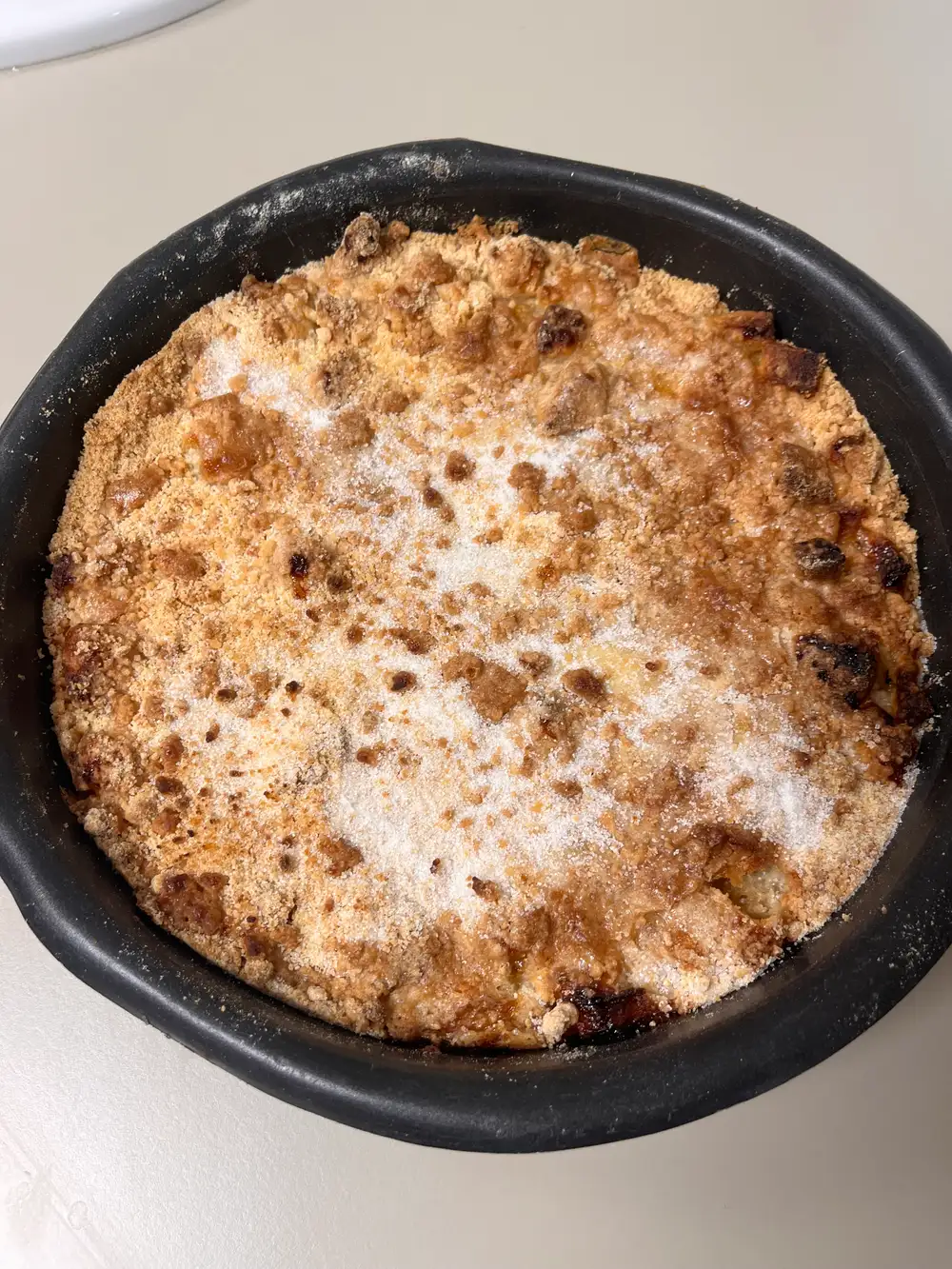 crumble aux pommes fait par les enfants :) miam miam