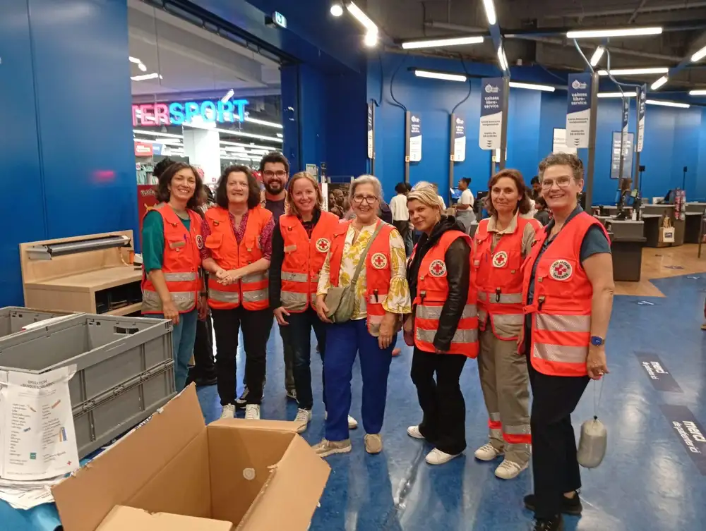 A la collecte de fournitures scolaires