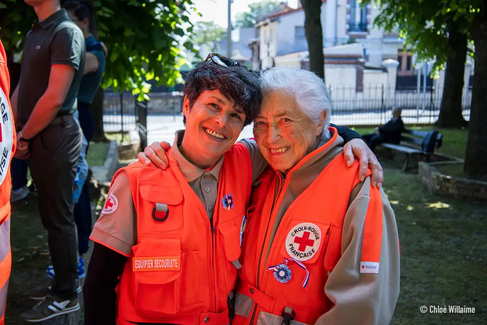 Nos bénévoles, Sandra et Paulette.
