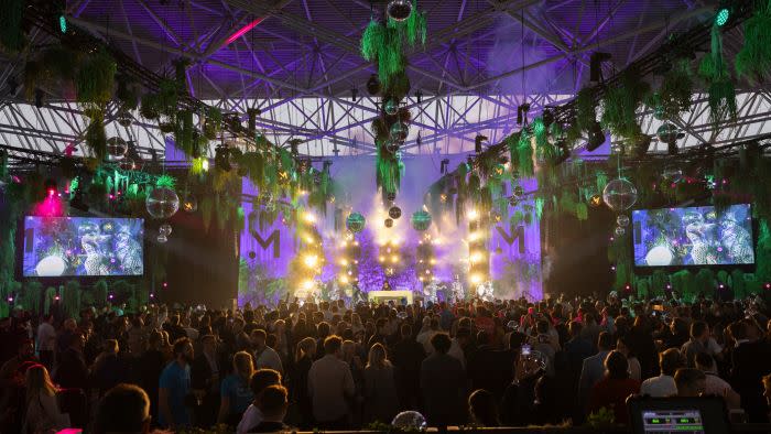 Ever wondered what a speaker's POV is at the show? Press play now!