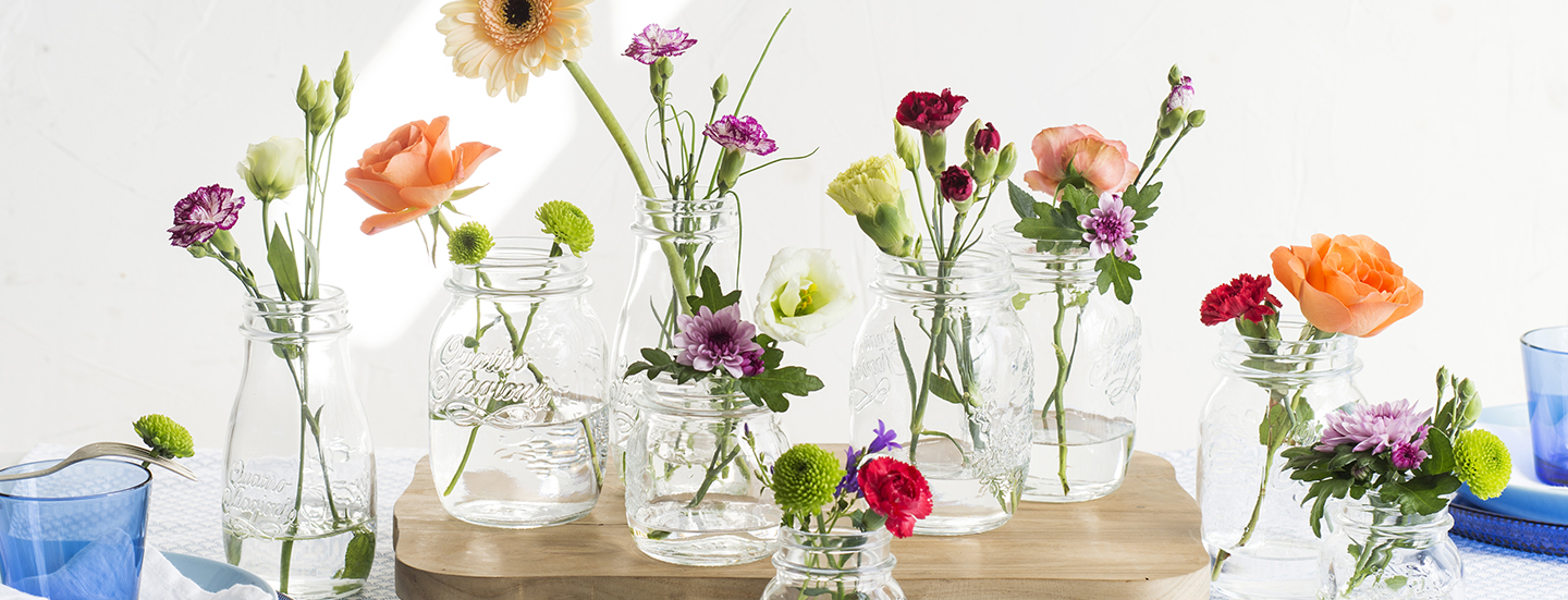 Lasipurkkikukat 2017 (1440x550)