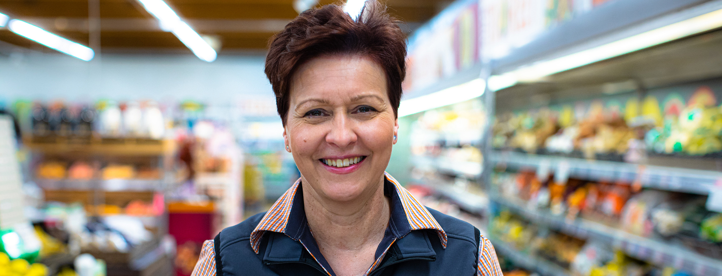 Sitkeydellä ja kyläkaupan voimalla