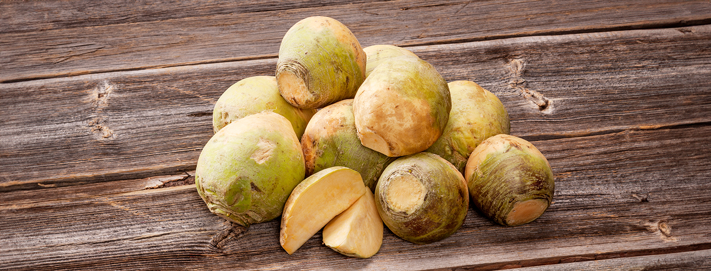 Kuvituskuva lantuista puutasolla.