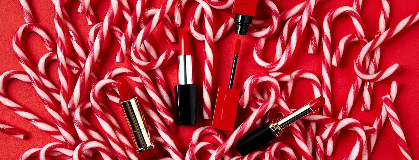 Sähäkkä koralli vai trendikäs ruskea? Testaa, minkä värinen huulipuna sinulle sopii