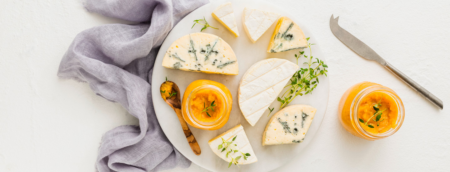 Yhdistä oikea hillo, juusto ja leipä