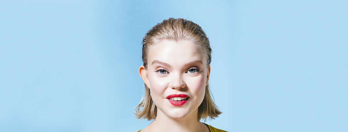 Raikas meikki kevään juhliin