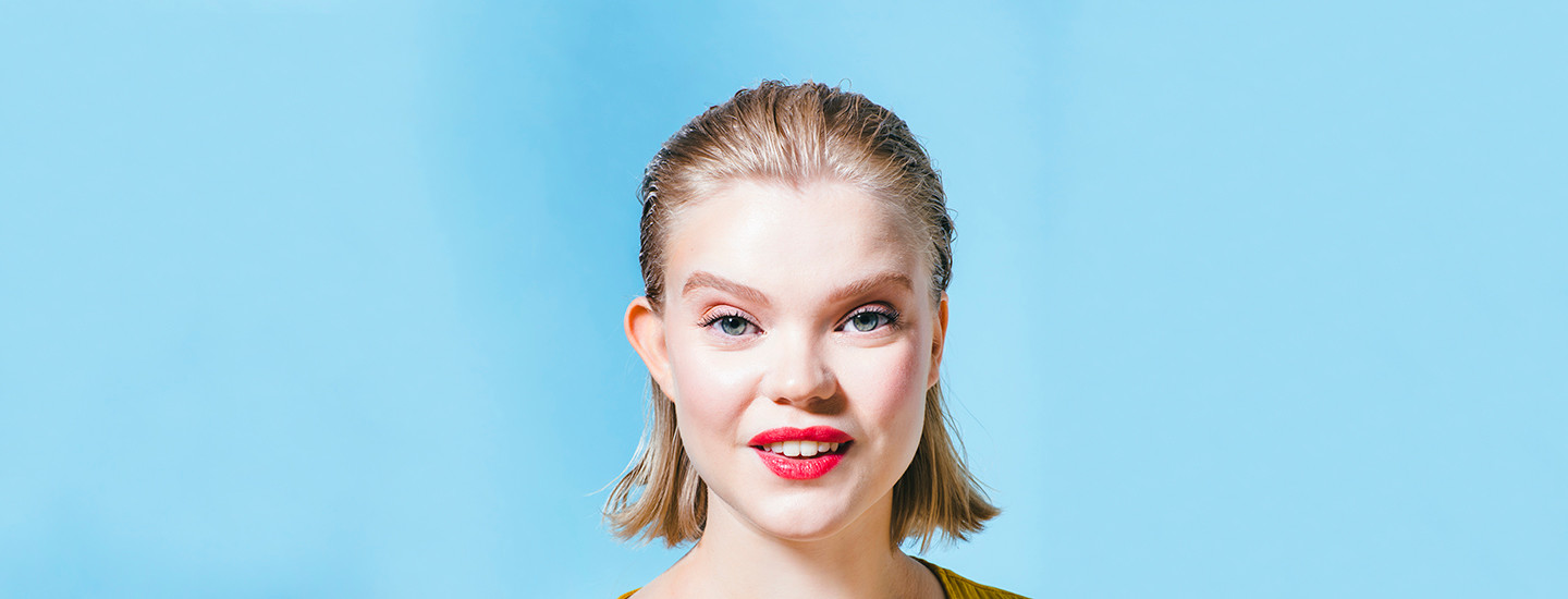 Raikas meikki kevään juhliin