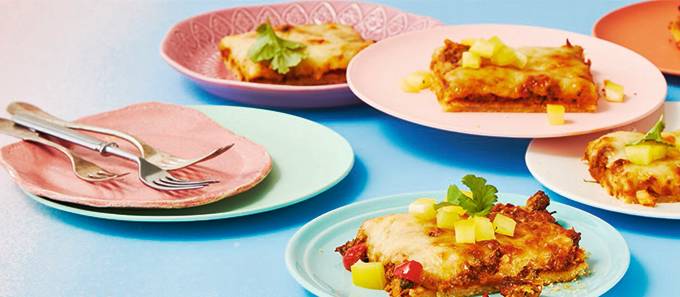 Nyhtökaurapiirakka pellillä kuvitus