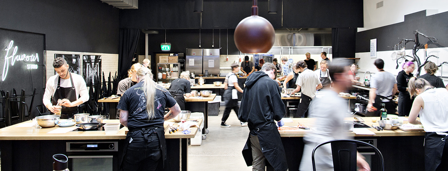 Nuoret huippujen opissa