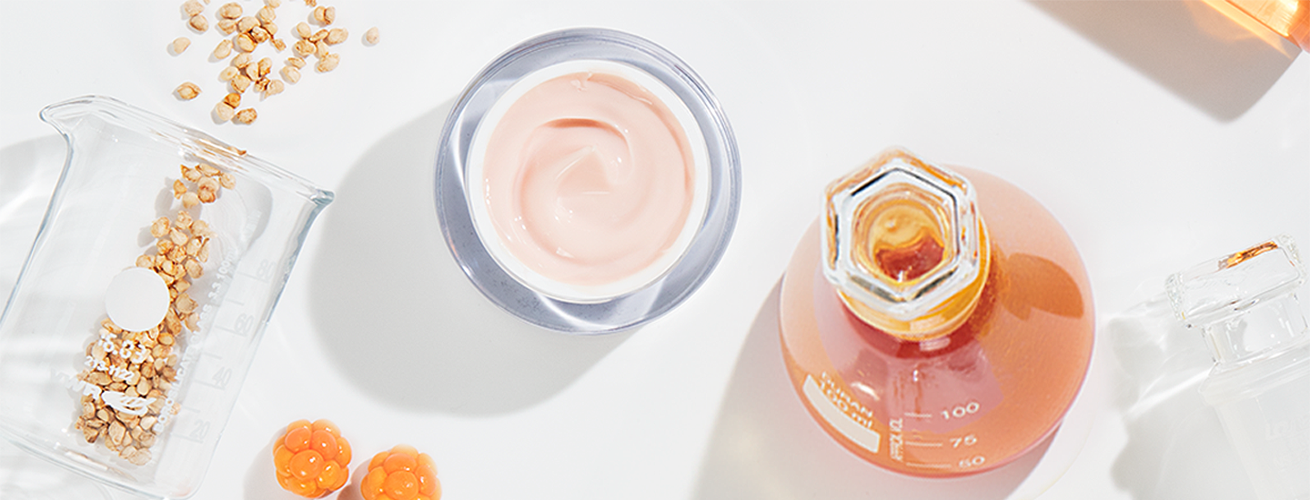 Ihonhoidon tehoaineita marjateollisuuden sivuvirroista