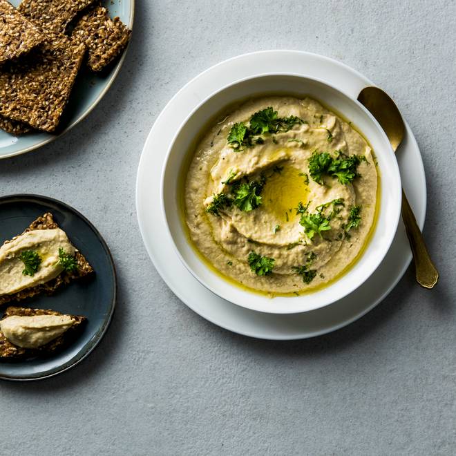 Online Medium 660x-Hummus 2019