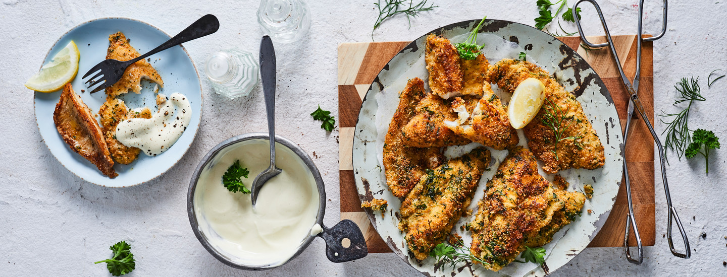 Mausta kala yrteillä - raikkaat vaihtoehdot tillille