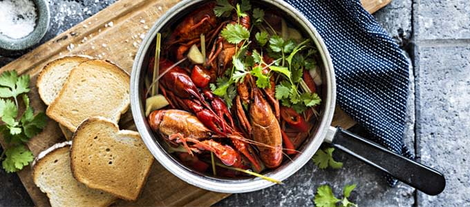 aasialainen-liemi-ravuille