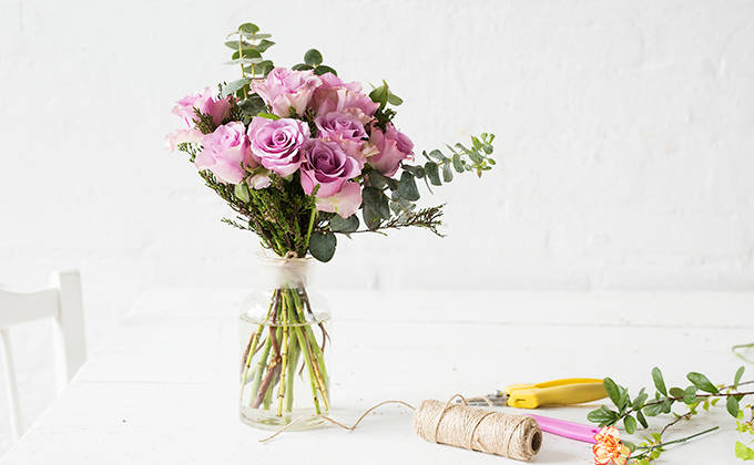 kukkakimpun sitominen ruusu 680