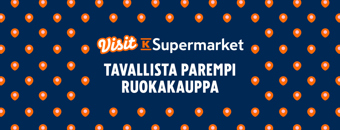 Tummansininen banneri, jossa oranssit karttaneulakuvakkeet ja teksti Vieraile K-Supermarketissa, Tavallista parempi ruokakauppa.