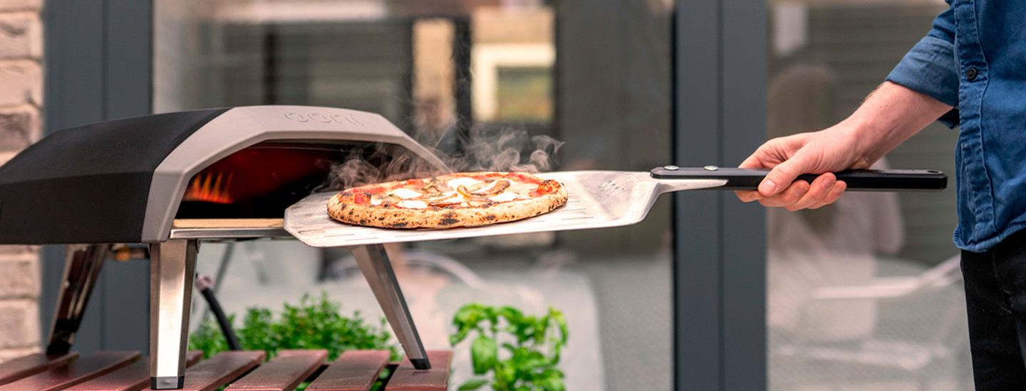 Vielä parempaa pizzaa kotona – vinkit Ooni pizzauunin käyttöön 