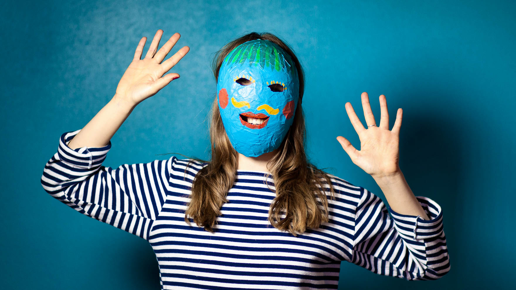 Askartele hauska halloween-naamari!