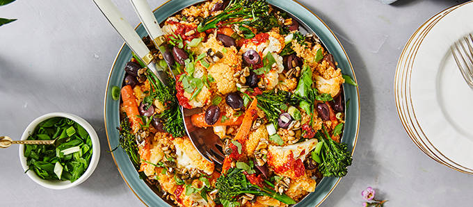 Kukkakaali-kvinoasalaatti 680