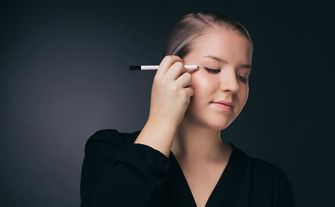 Halloween bilemeikki vaihe 1