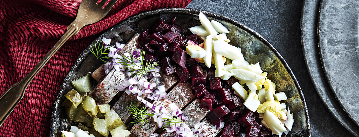 Venäläinen zakuska-alkuruokapöytä