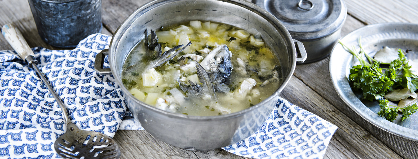 Näin onnistut: Kalaliemen valmistus
