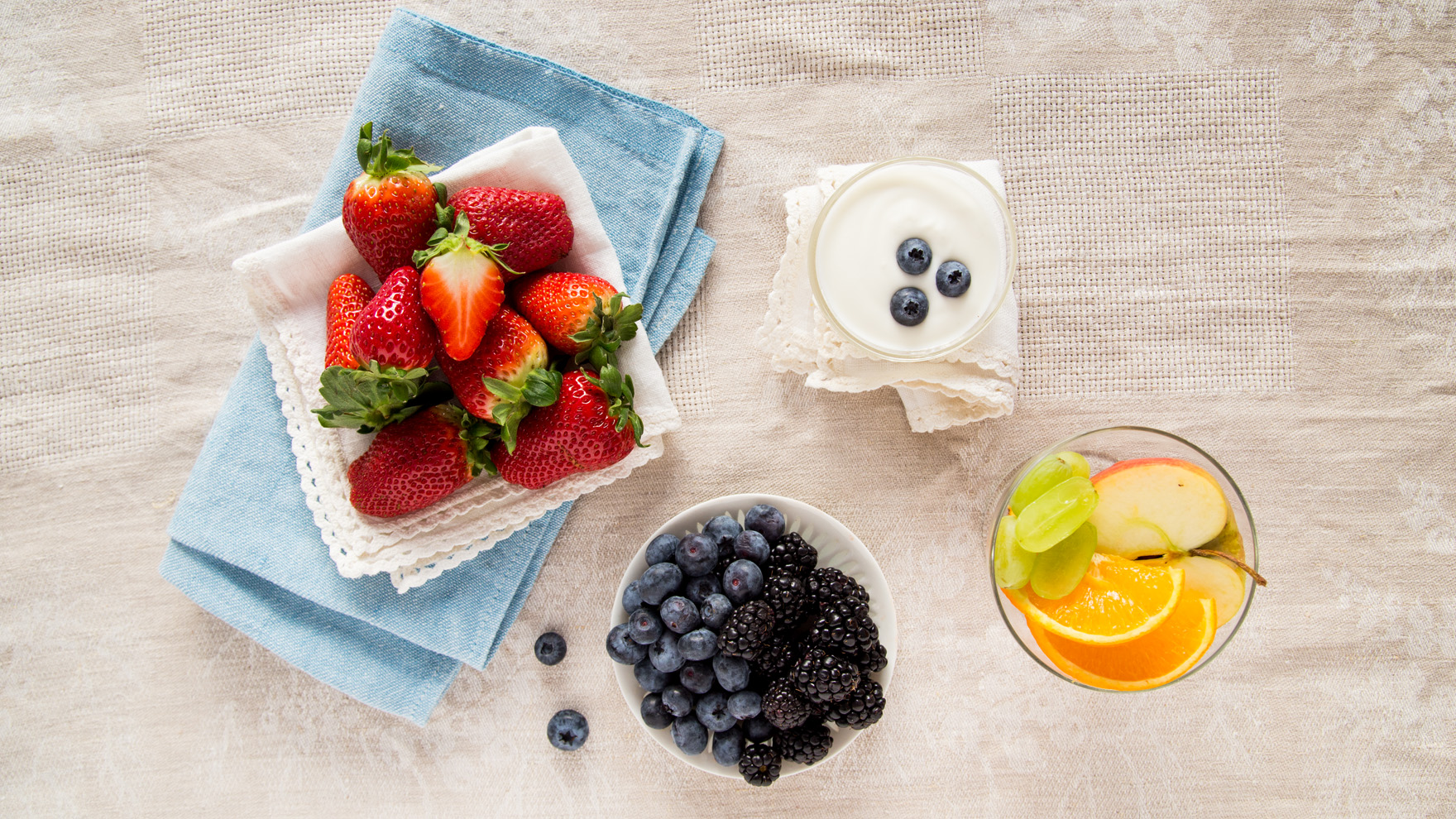 Lasten makukoulussa hedelmät ja marjat