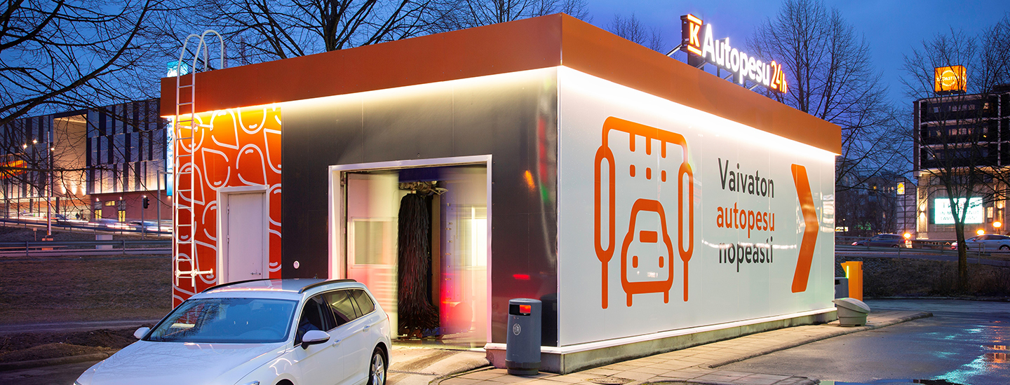 K Autopesu – auto puhtaaksi arkireitin varrella 
