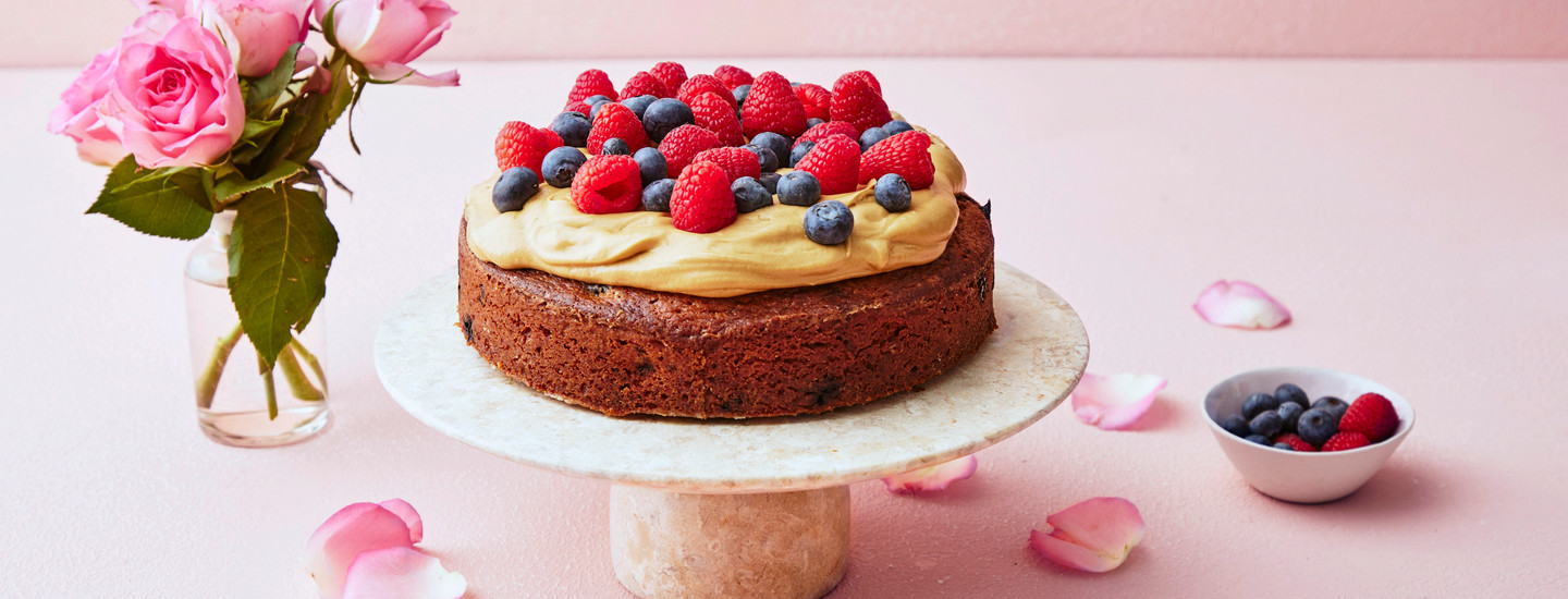 Äitienpäiväkakku 2023 (1440 x 550)