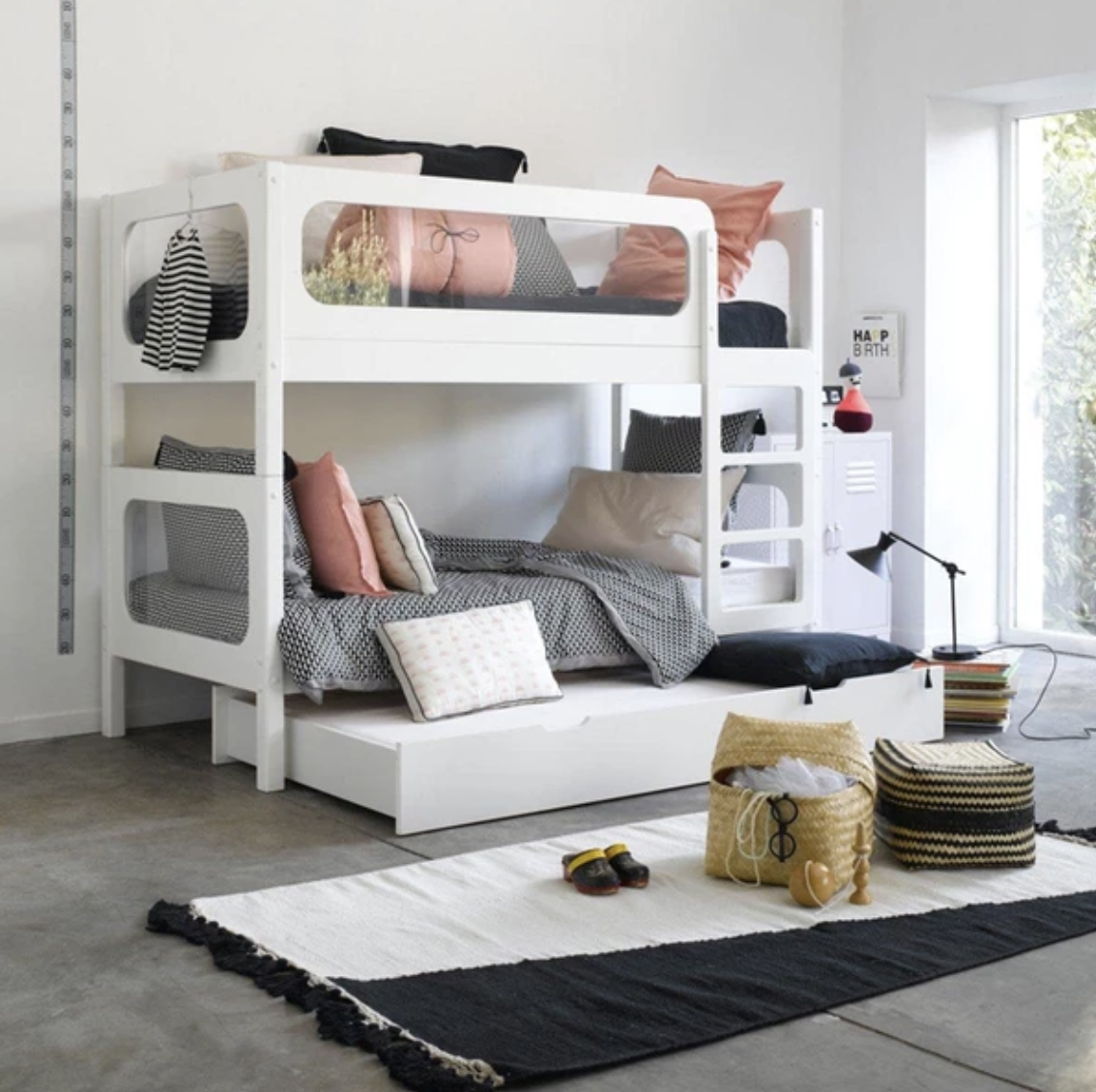 7 Cool Adult Bunk Bed Ideas For A Small Space